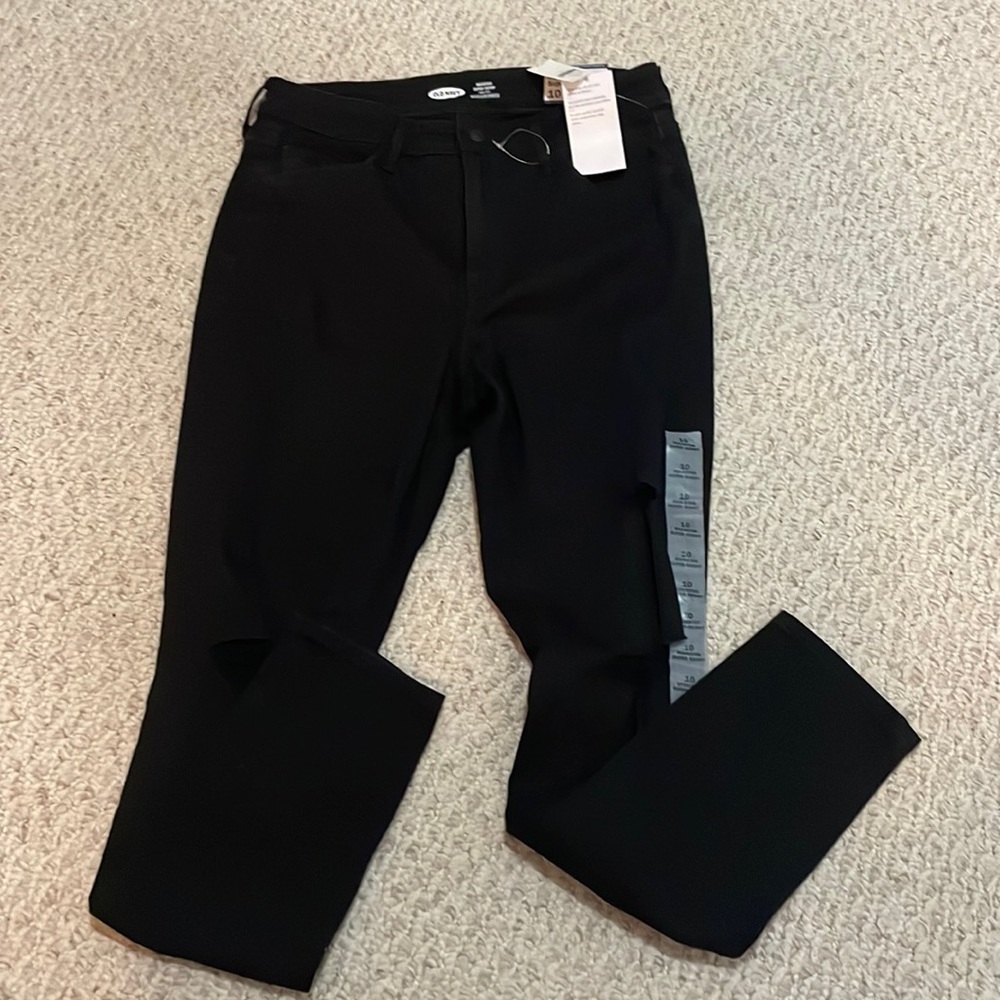 NWT Old Navy Rockstar Super Skinny
